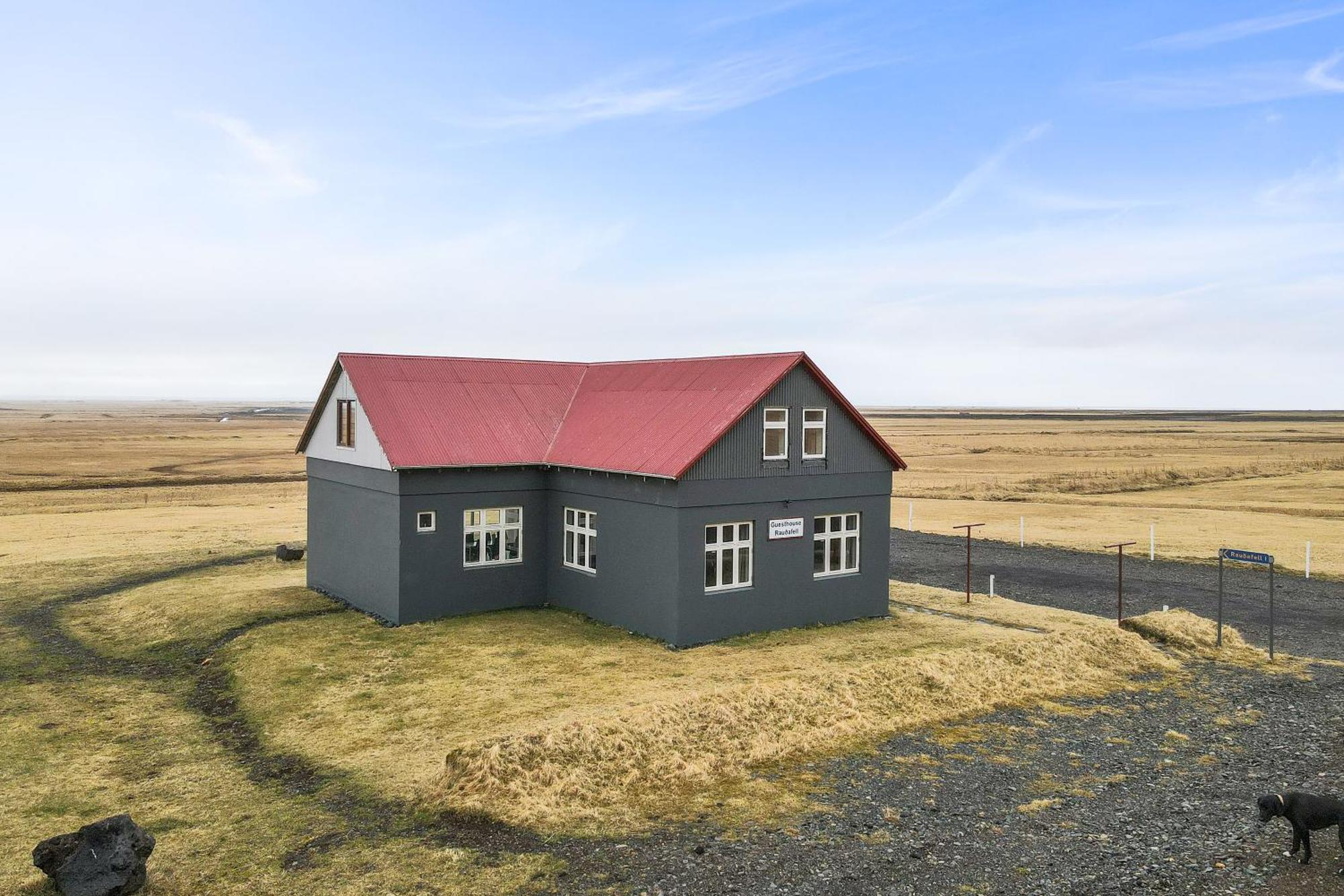 Guesthouse Rauthafell Holt  Eksteriør billede