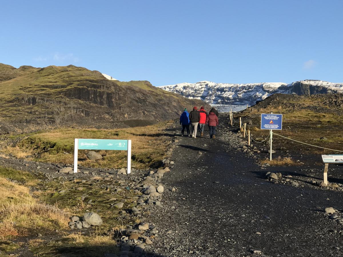 Guesthouse Rauthafell Holt  Eksteriør billede